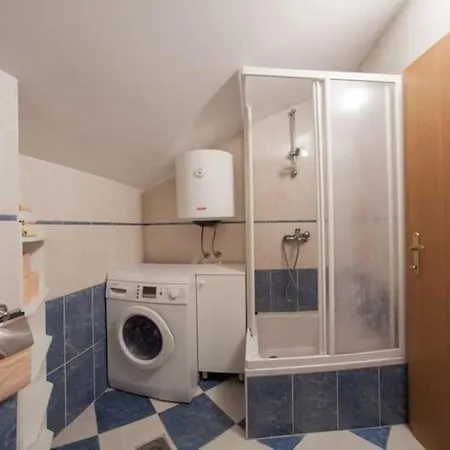 *newly Listed* Spacious 80m2 Apt *great Location* * Makarska